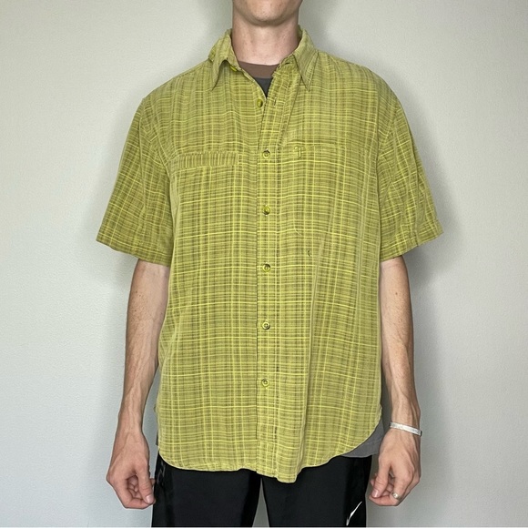 Columbia titanium short sleeve button up shirt - Picture 2 of 10